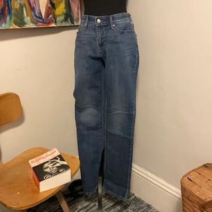 Levi’s 525 perfect waist straight size 4